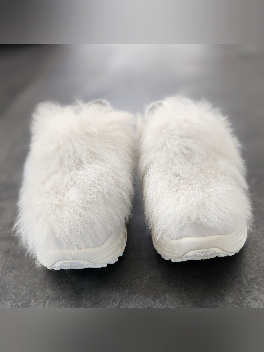 UGG Fluffy Runner White Toscana Leather Slingback Wedge